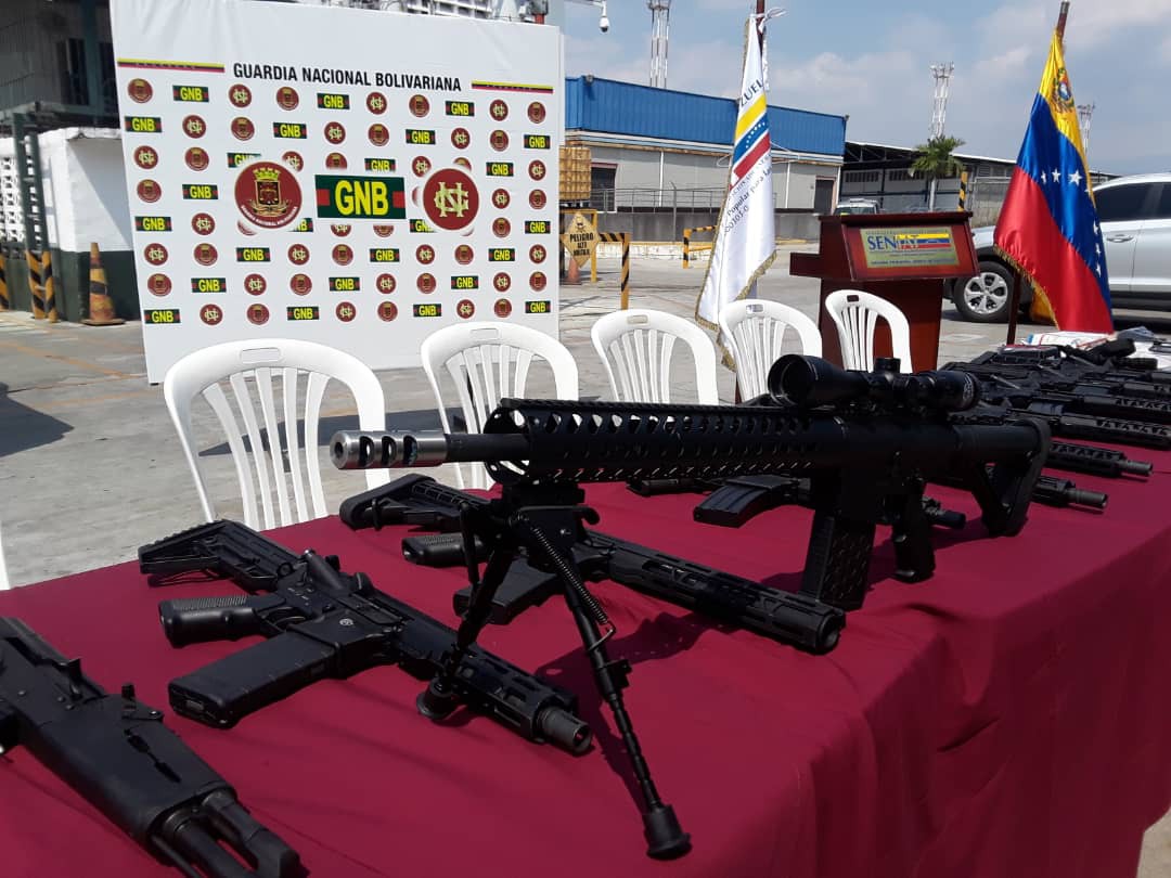 Venezuela t&oacute;m gọn l&ocirc; vũ kh&iacute; Mỹ - Ảnh 3.