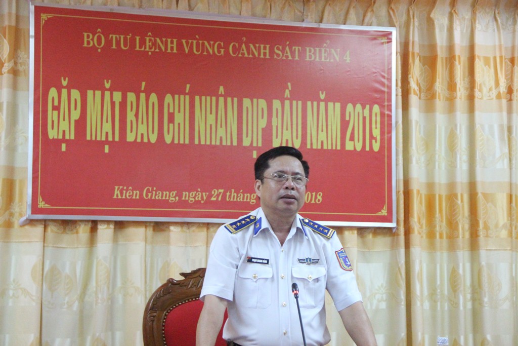 V&ugrave;ng Cảnh s&aacute;t biển 4 ăn Tết kh&ocirc;ng qu&ecirc;n nhiệm vụ - Ảnh 6.