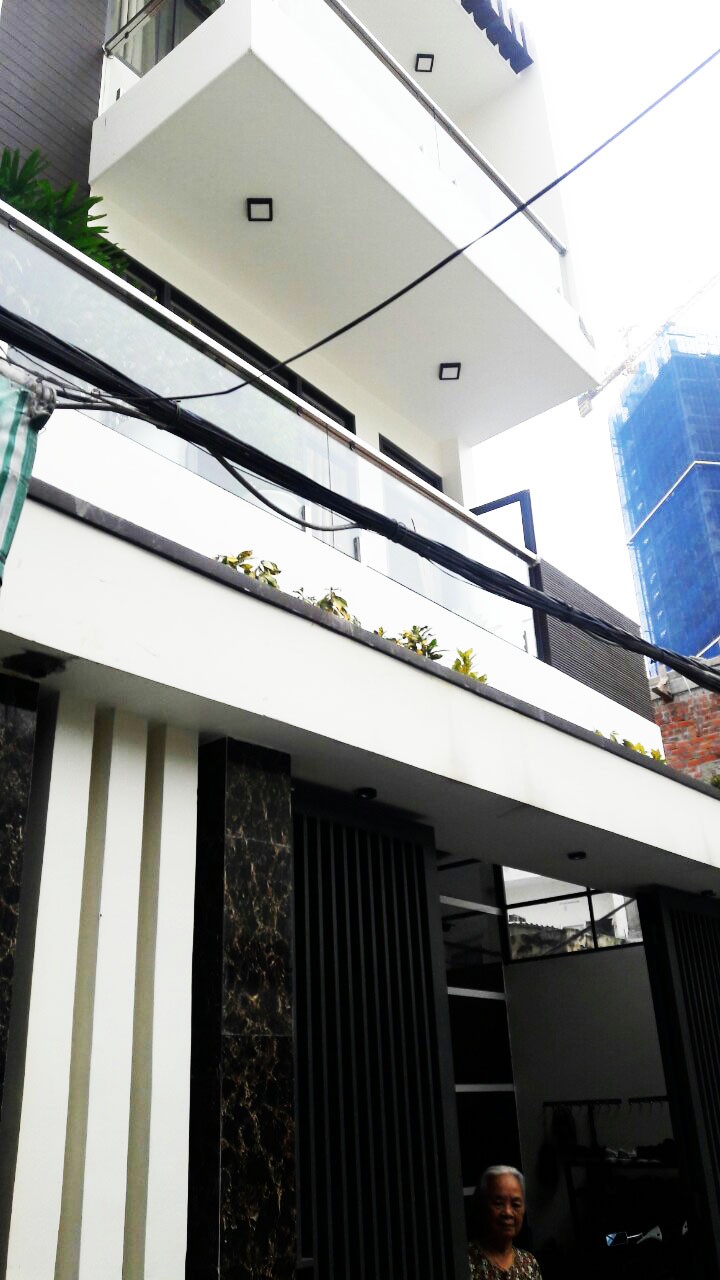 Bị mất 100 triệu đồng, sau khi gọi người đến dọn vệ sinh dịp Tết