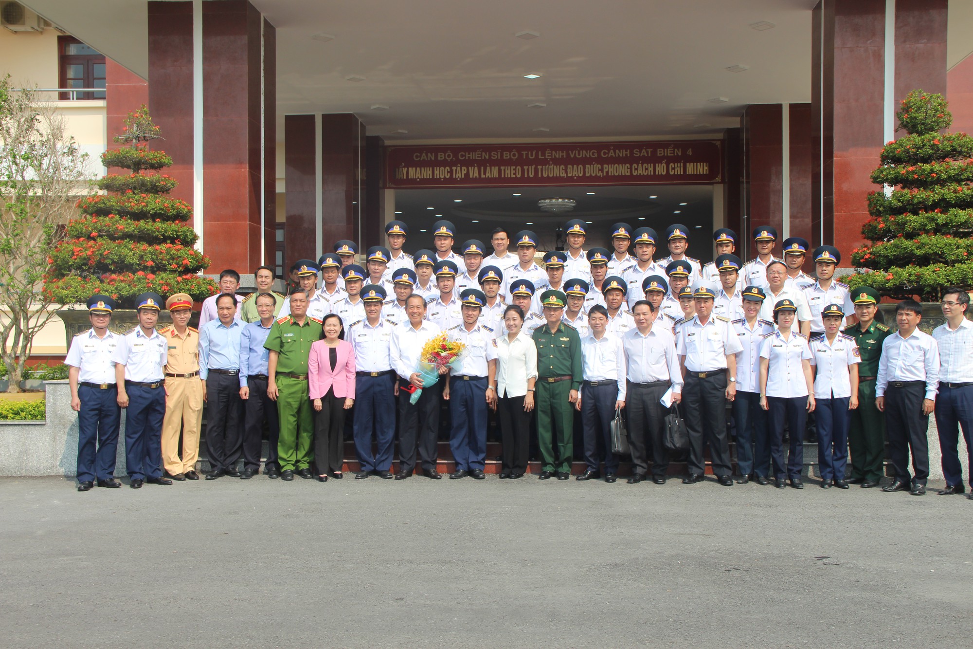V&ugrave;ng Cảnh s&aacute;t biển 4 ăn Tết kh&ocirc;ng qu&ecirc;n nhiệm vụ - Ảnh 2.