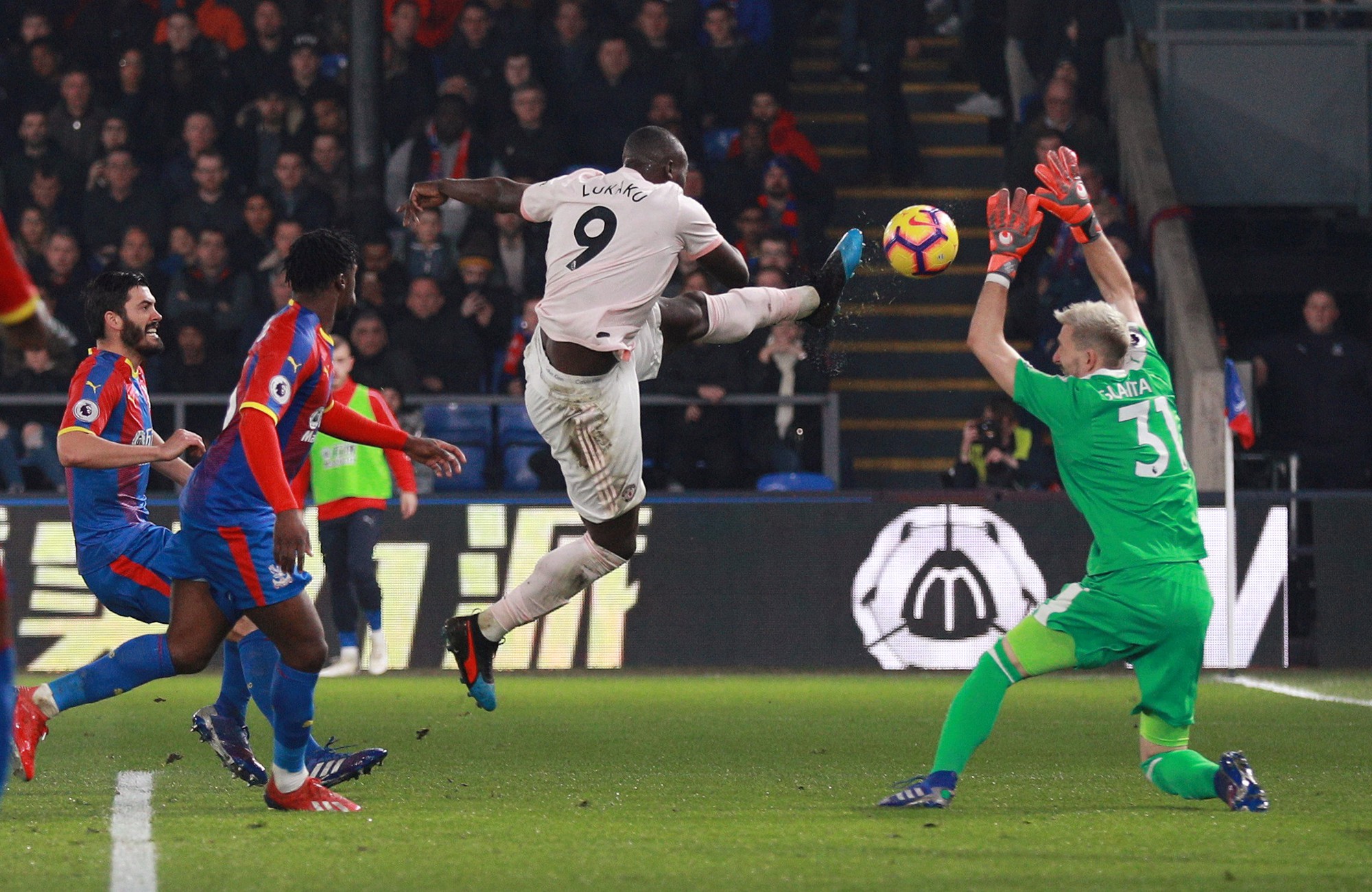 Quỷ đỏ của Solskjaer mơ đường d&agrave;i - Ảnh 1.