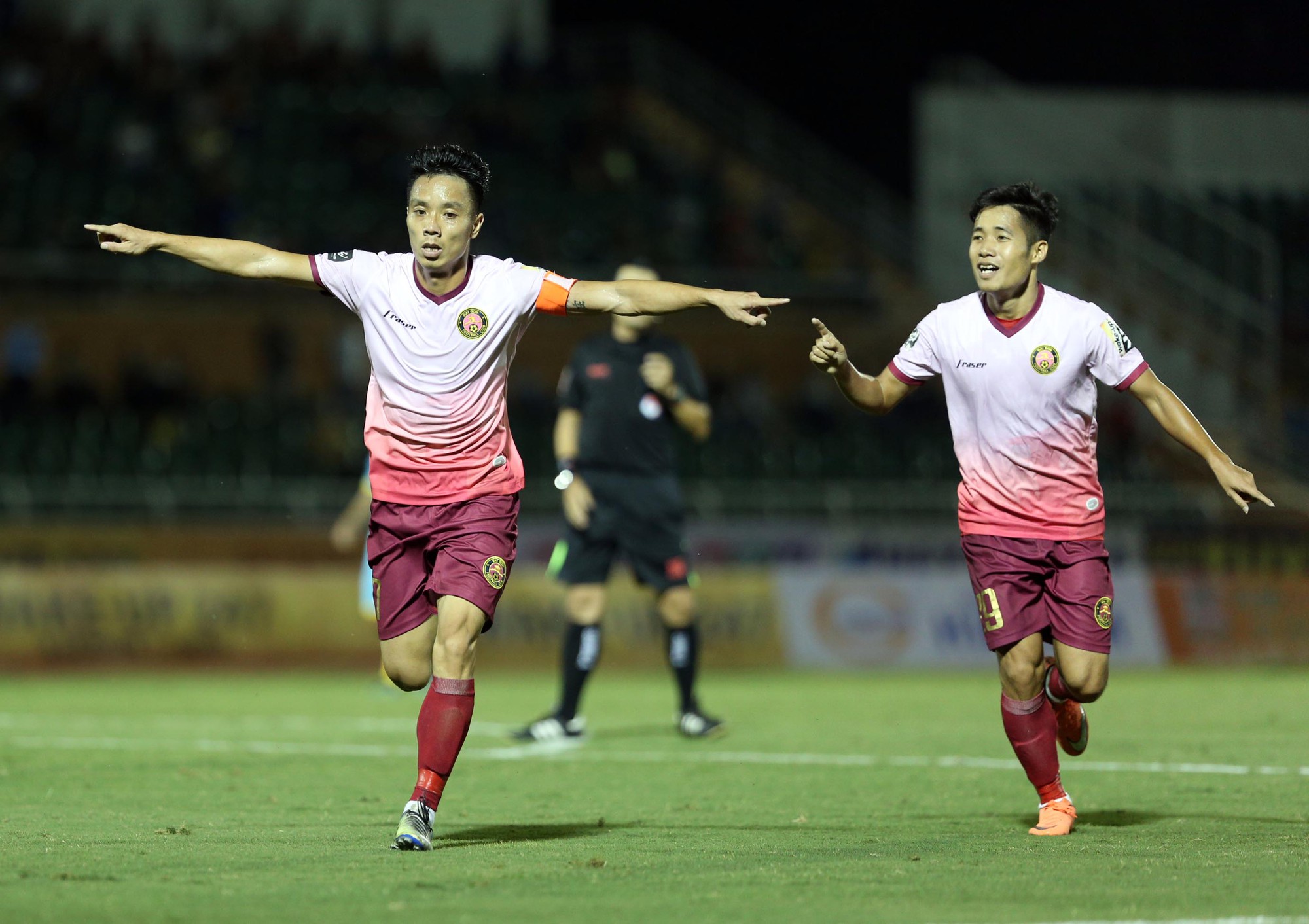 HAGL thua TP HCM, Sài Gòn FC thắng ngược Sanna Khánh Hòa BVN