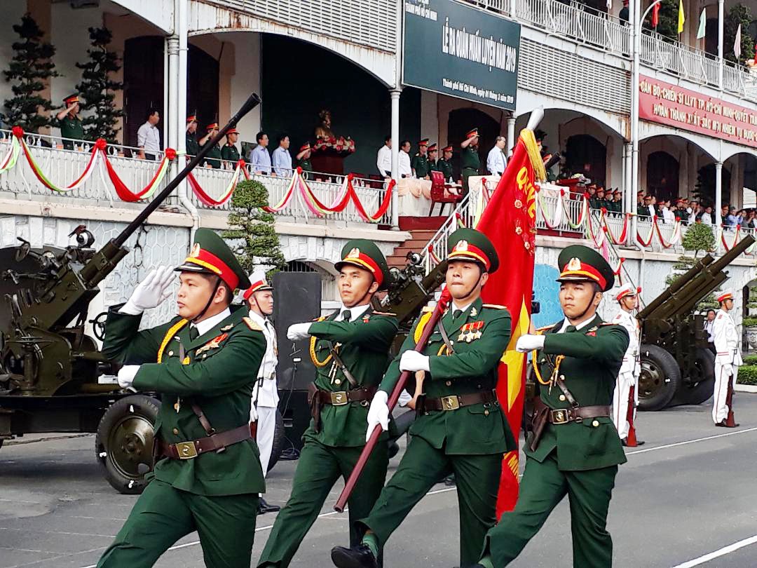 B&iacute; thư Nguyễn Thiện Nh&acirc;n: X&acirc;y dựng TP HCM th&agrave;nh khu vực ph&ograve;ng thủ vững chắc! - Ảnh 2.