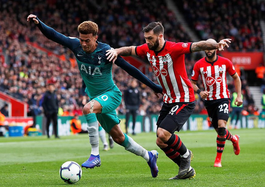 Harry Kane ghi bàn thứ 200, Tottenham vẫn thua sốc - Ảnh 3.