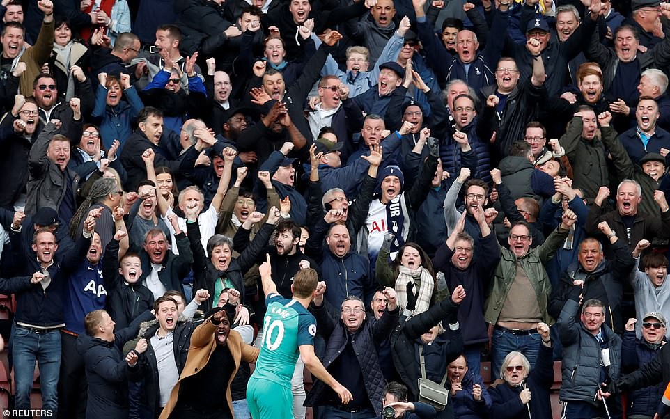 Harry Kane ghi bàn thứ 200, Tottenham vẫn thua sốc - Ảnh 4.