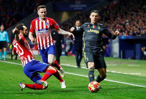 Chờ Ronaldo giải cứu Juventus