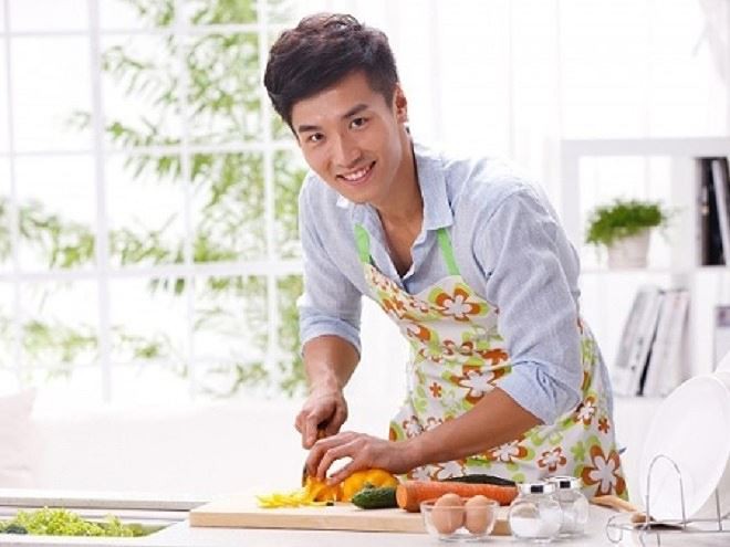 Nội trợ l&agrave; việc của ai? - Ảnh 2.