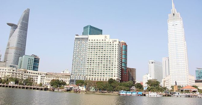 Vốn v&agrave;o địa ốc TP HCM giảm mạnh - Ảnh 1.