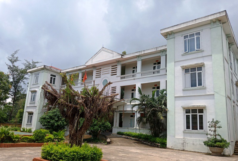 Phó bí thư Đảng ủy xã liên quan đến “bí ẩn 26 lô đất cấp cho cán bộ” bất ngờ xin nghỉ việc