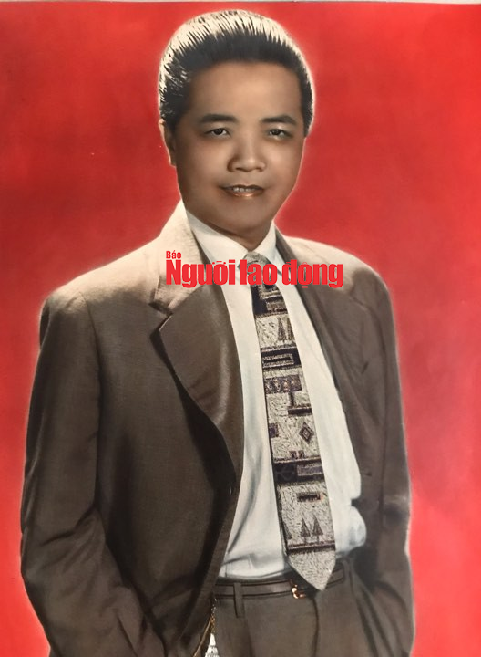 Ca sĩ Bích Phượng: Cha làm thầy, con không thể đốt sách - Ảnh 2.