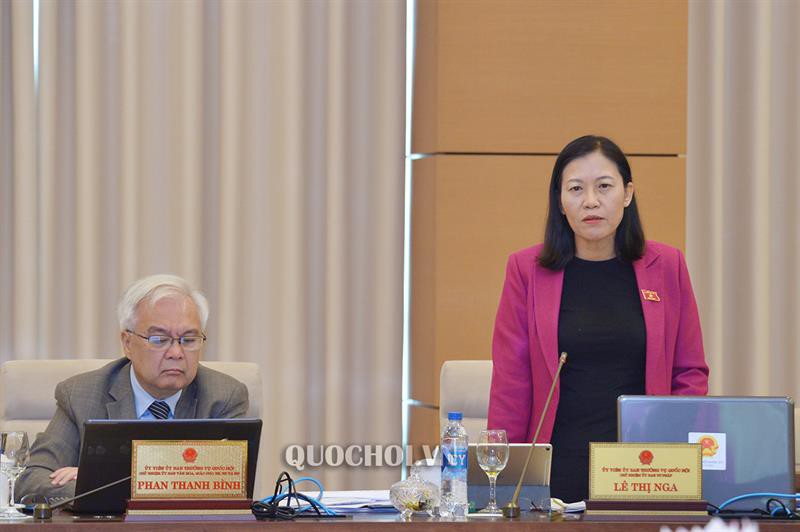 Đề xuất đưa "chuẩn mực đạo đức nhà giáo" vào luật