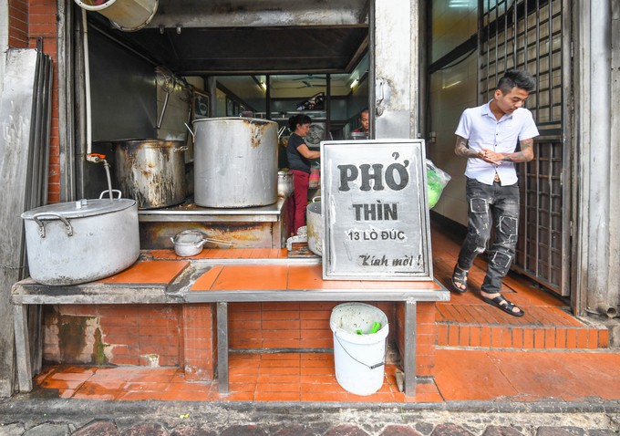 Hàng phở Hà Nội: Từ thực đơn một món đến quán gây sốt ở Nhật