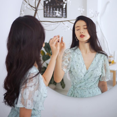 Midu gợi cảm v&agrave; t&aacute;o bạo hơn ở tuổi 30 - Ảnh 7.