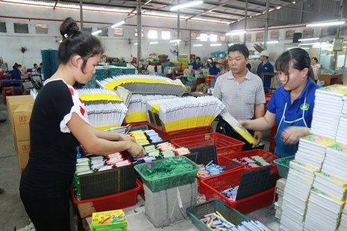 Giữ nhân lực bằng chính sách đãi ngộ