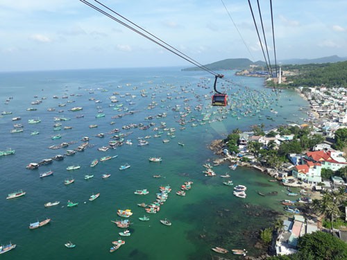 Bay đến thiên đường - Ảnh 2.