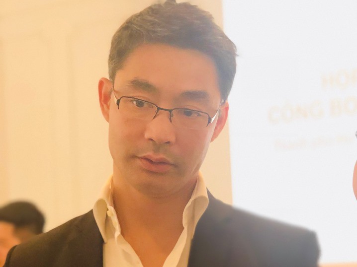 Cựu Phó thủ tướng Đức về Việt Nam làm việc cho VinaCapital