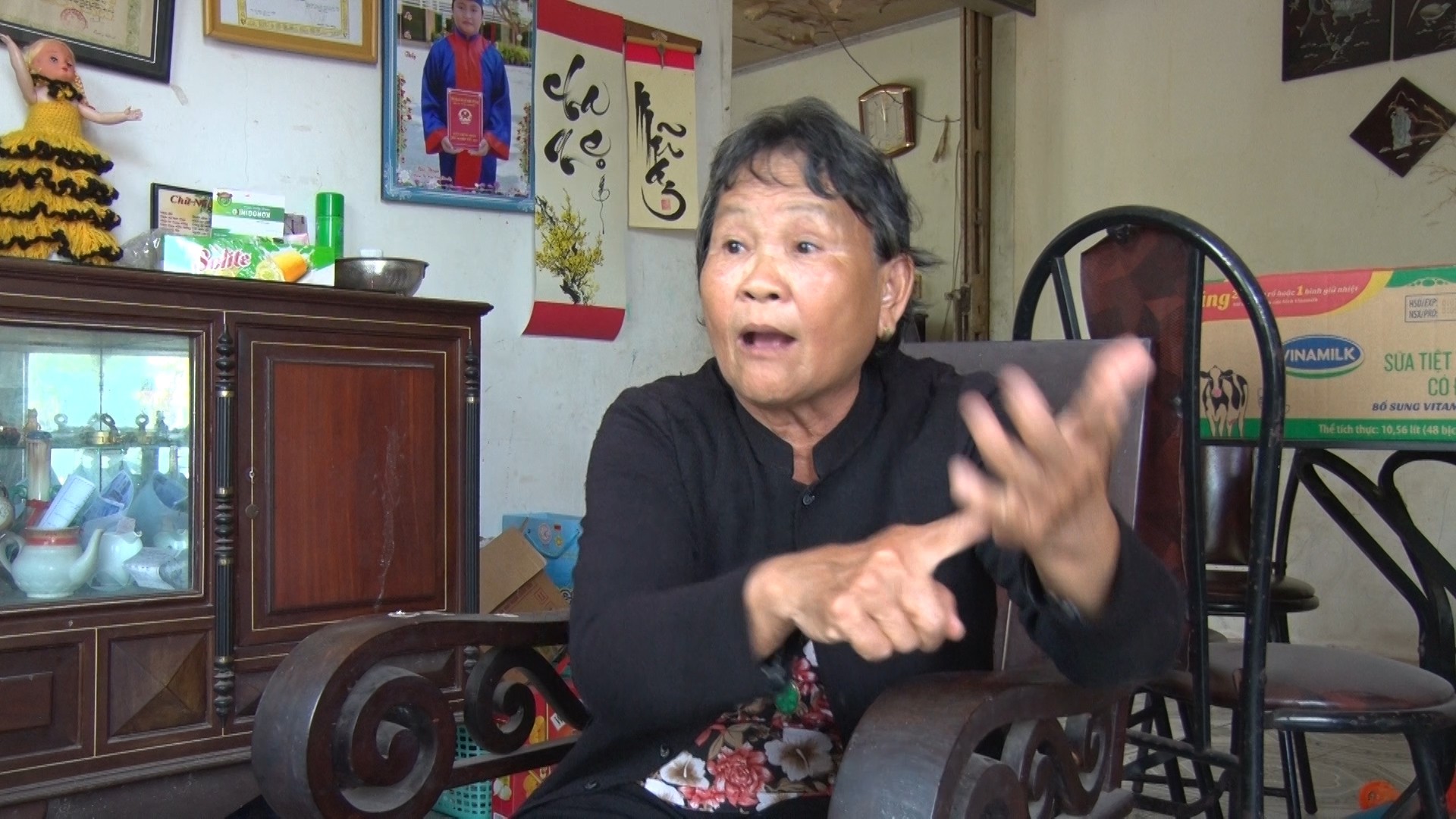 Gia đình mẹ liệt sĩ nói lý do đưa 400 triệu đồng cho cán bộ Thanh tra Chính phủ - Ảnh 3.
