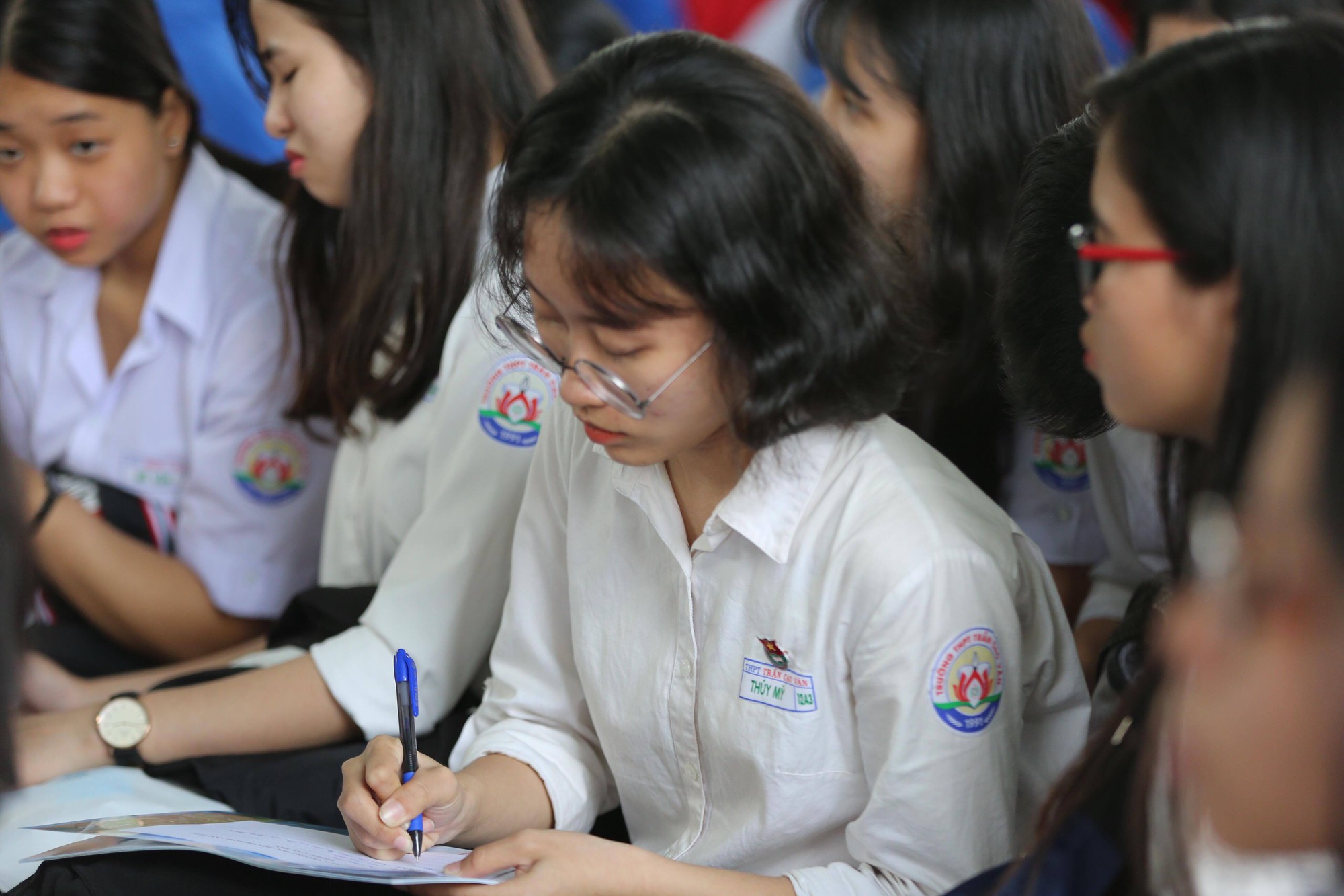 Ngắm nữ sinh đất v&otilde; B&igrave;nh Định trước ngưỡng cửa v&agrave;o đời - Ảnh 4.