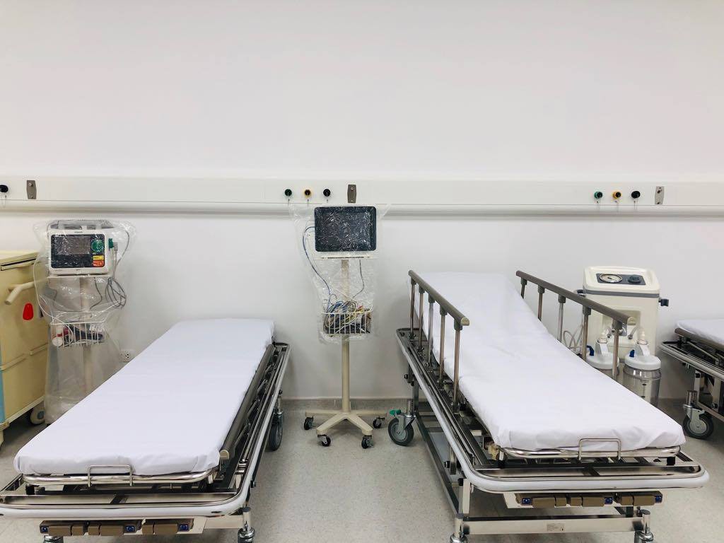 Hơn 100 y, b&aacute;c sĩ được điều động về bệnh viện ng&agrave;n tỉ của Bộ Y tế - Ảnh 9.
