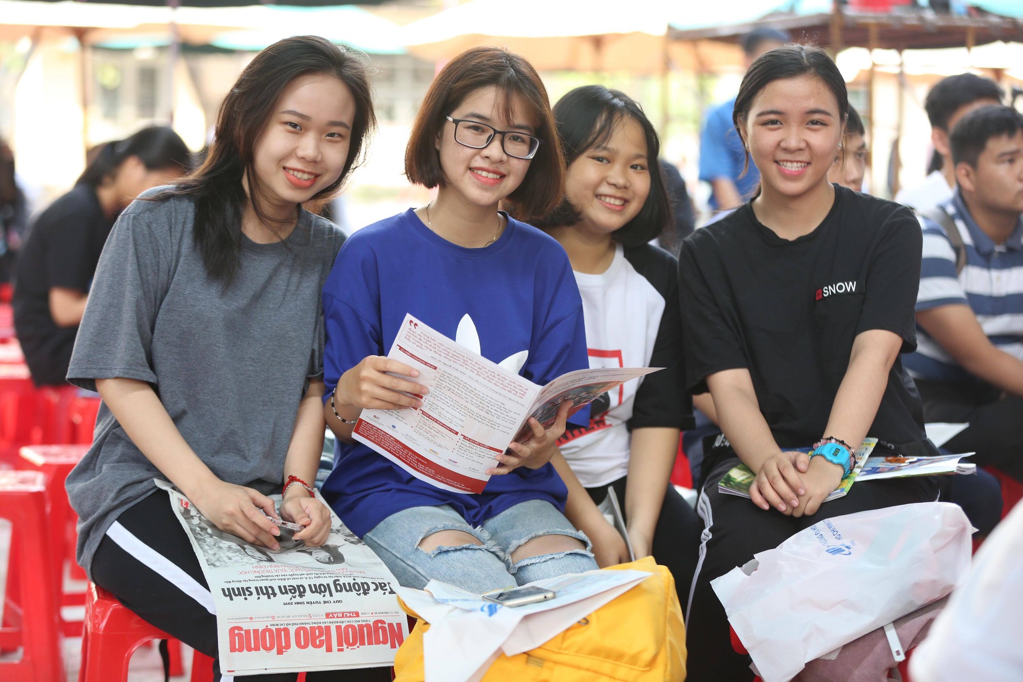 Ngắm nữ sinh đất v&otilde; B&igrave;nh Định trước ngưỡng cửa v&agrave;o đời - Ảnh 2.