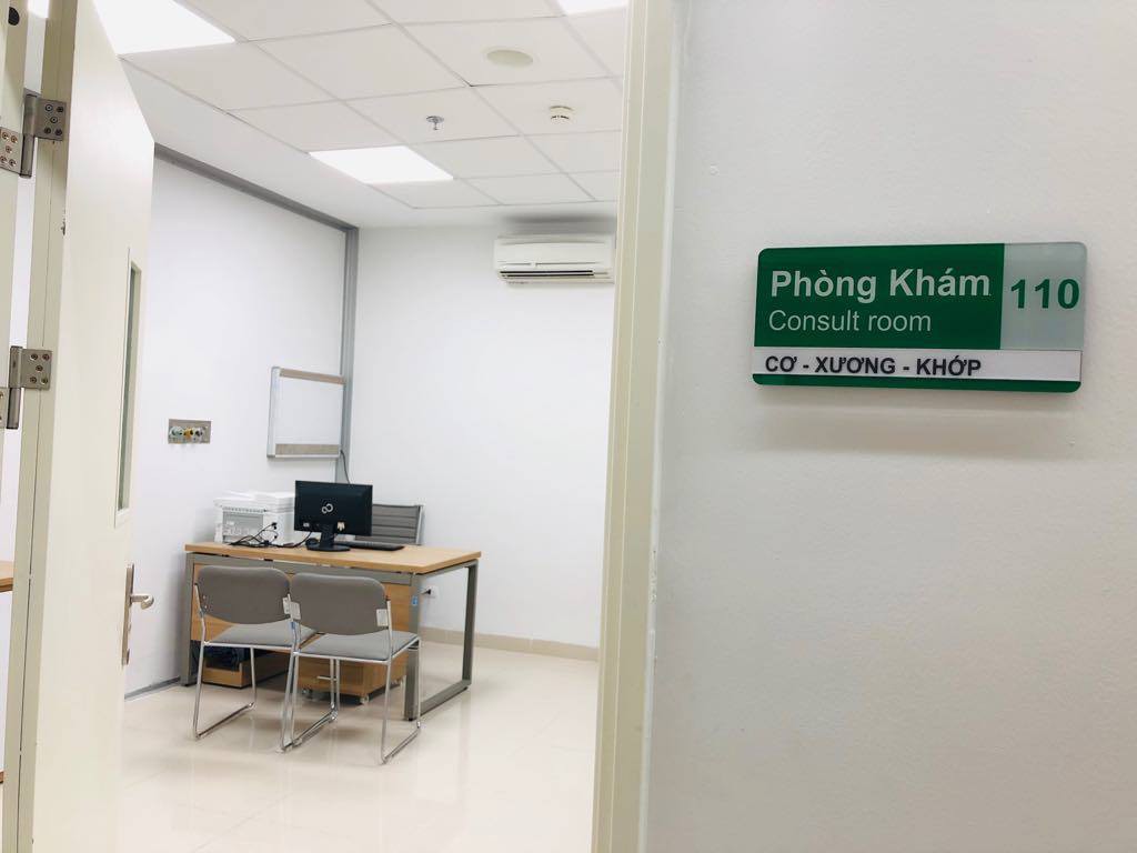 Hơn 100 y, b&aacute;c sĩ được điều động về bệnh viện ng&agrave;n tỉ của Bộ Y tế - Ảnh 6.