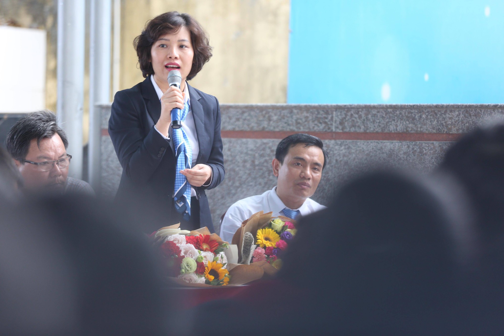 Đưa trường học đến th&iacute; sinh: Học ng&agrave;nh g&igrave; để kh&ocirc;ng thất nghiệp? - Ảnh 4.