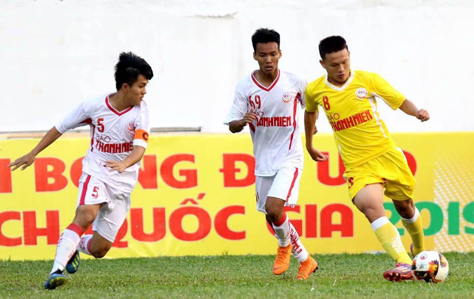 Chung kết bóng đá U19 quốc gia: Thủ chắc gặp công cường