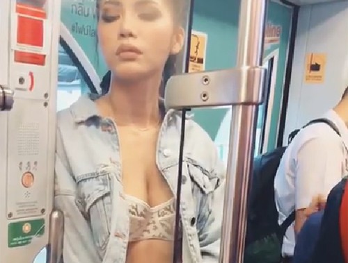 Nhiều sao Việt ngày càng "mát mẻ"