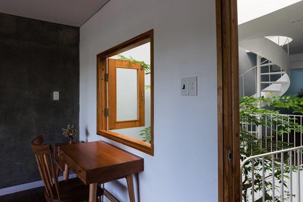 Từ cấp 4 &ldquo;h&oacute;a&rdquo; 3 tầng, gia chủ thực sự ngỡ ng&agrave;ng - Ảnh 11.