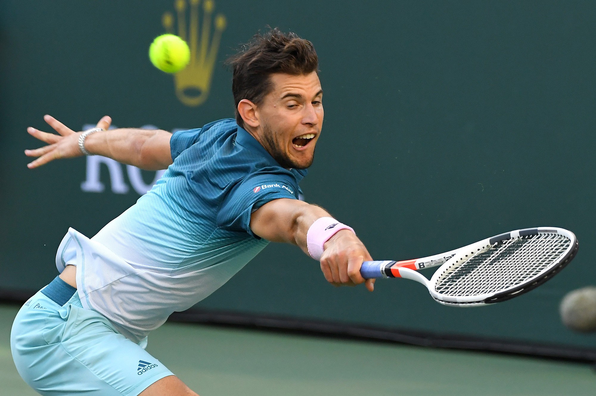 Vì sao Federer thua chung kết, lỡ hẹn danh hiệu thứ 101? - Ảnh 4.