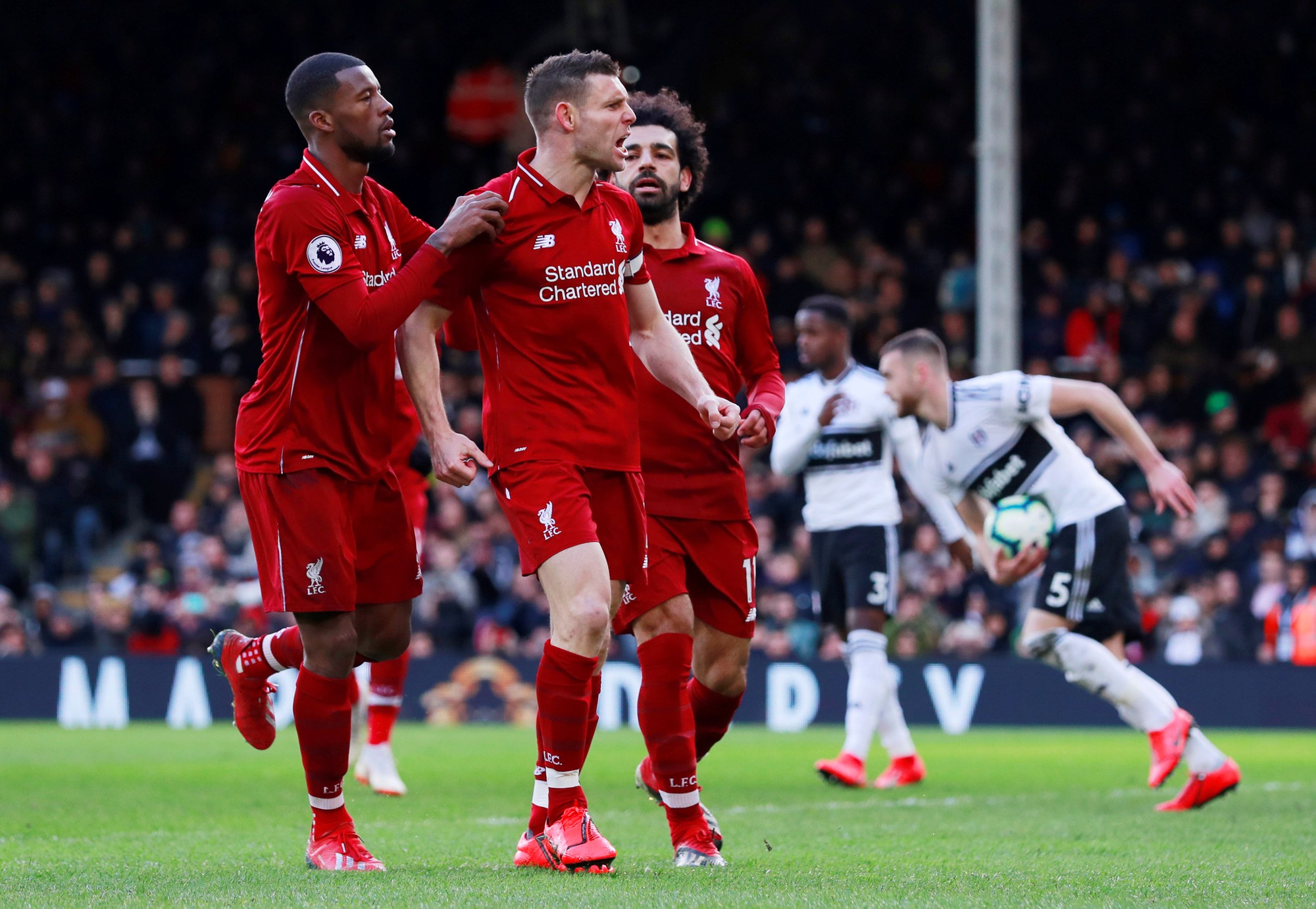 Hậu vệ Alonso sắm vai "tội đồ", Chelsea tan giấc mơ Top 4