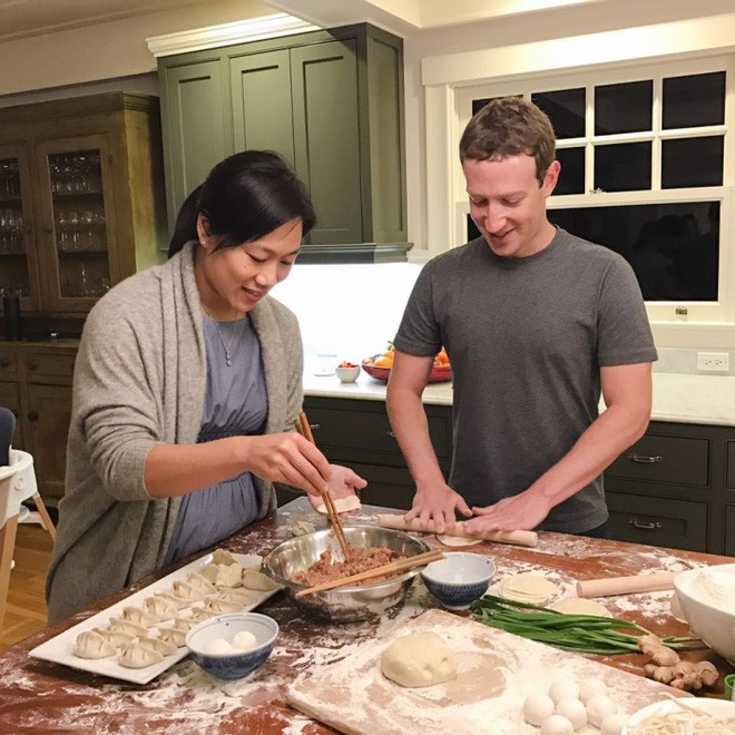 Căn biệt thự hết sức giản dị của &ocirc;ng chủ Facebook - Ảnh 24.