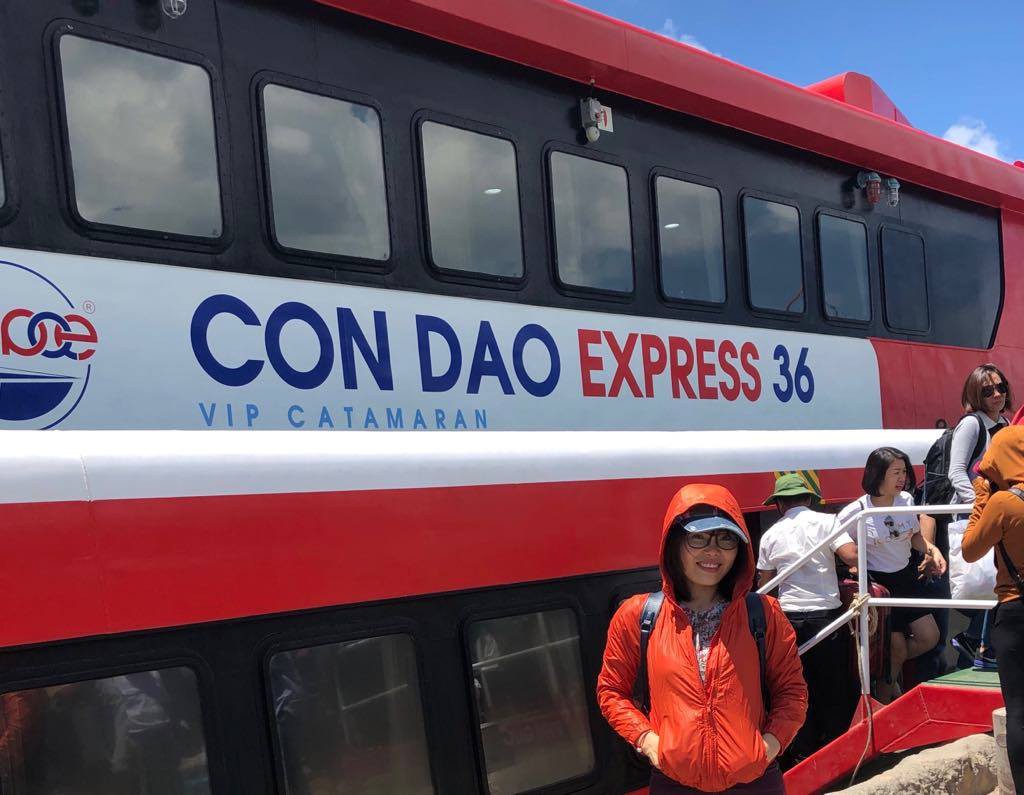 Hành trình Côn Đảo bằng tàu cao tốc 5 sao của cô gái Hà Nội