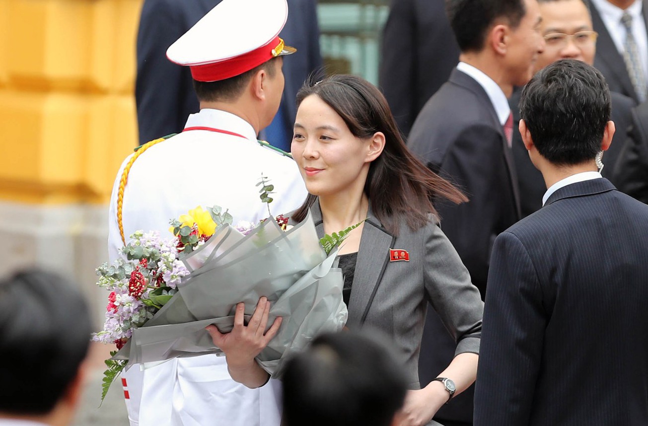 Cận cảnh những "bóng hồng" quyền lực trong đoàn Chủ tịch Kim Jong-un