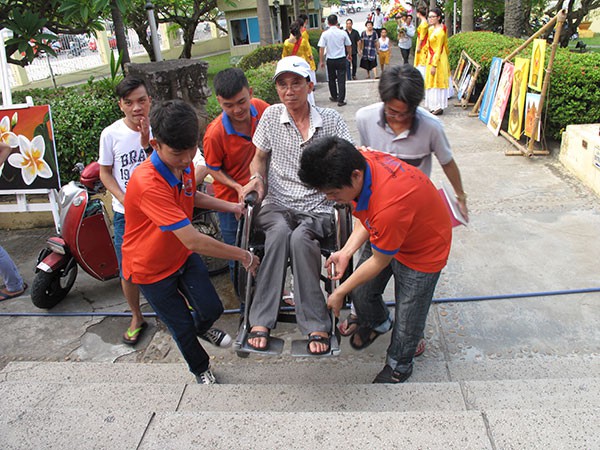 Những lời tử tế trên đường