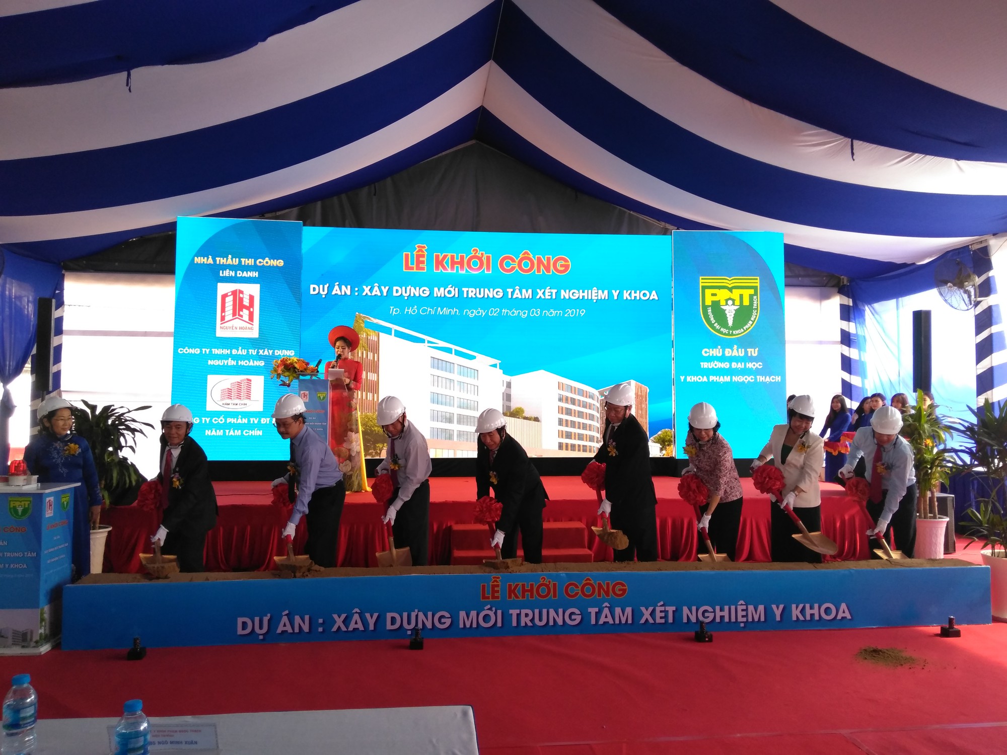 X&acirc;y mới trung t&acirc;m x&eacute;t nghiệm ngh&igrave;n tỷ, người bệnh bớt khổ - Ảnh 1.