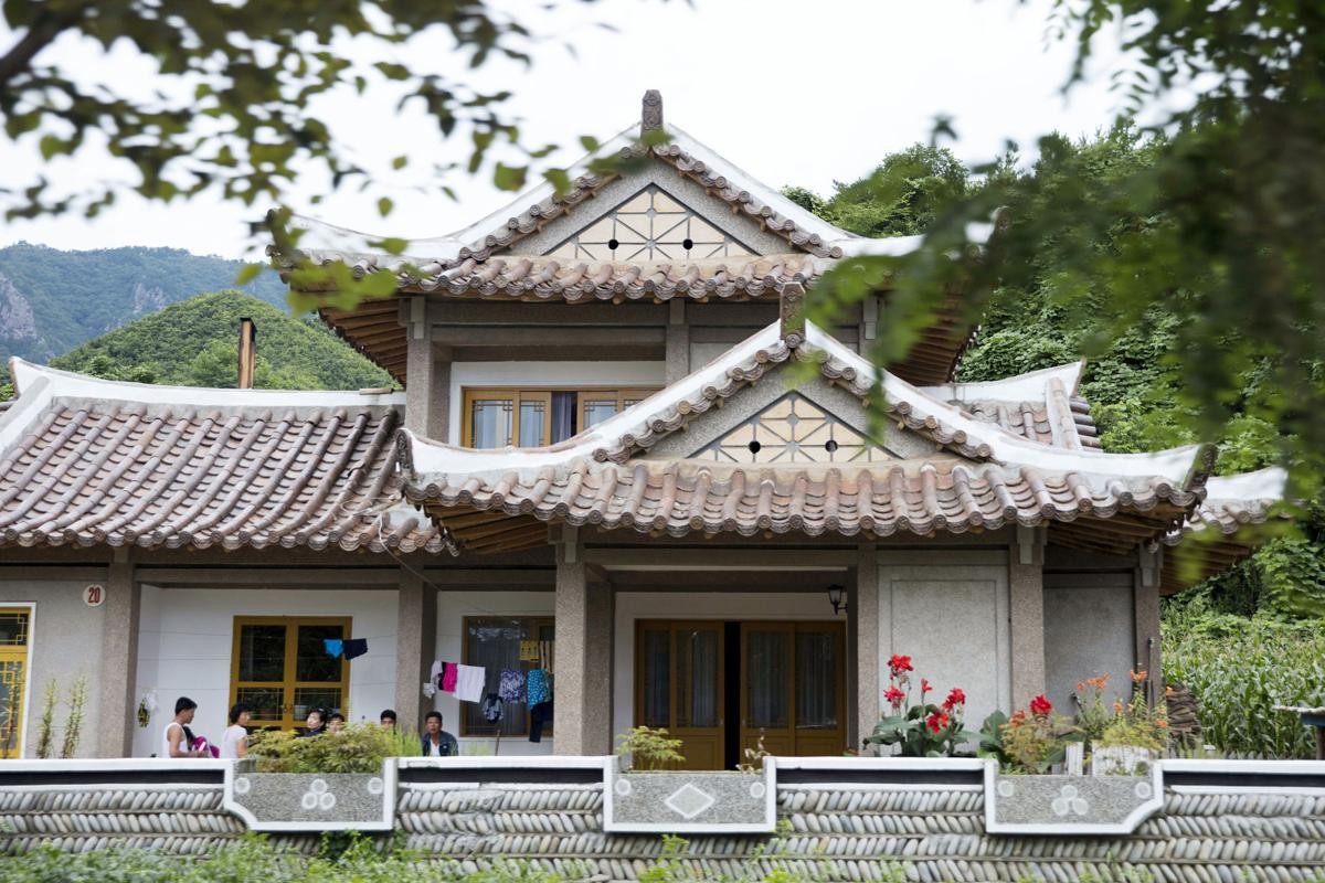 9 vùng du lịch nổi tiếng ở Triều Tiên - Ảnh 6.