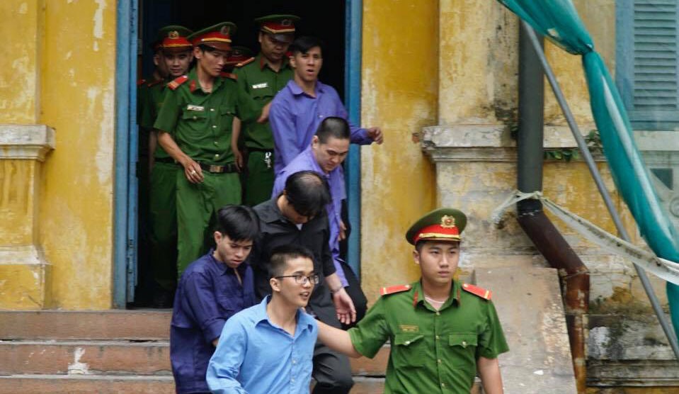 Nguyên thượng úy CSGT nhờ côn đồ đánh chết người: Lời khai phi lý