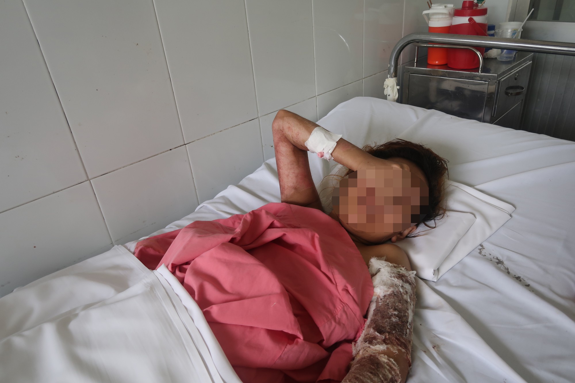 Nhức nhối nạn bạo hành phụ nữ: Những tiếng kêu xé lòng!