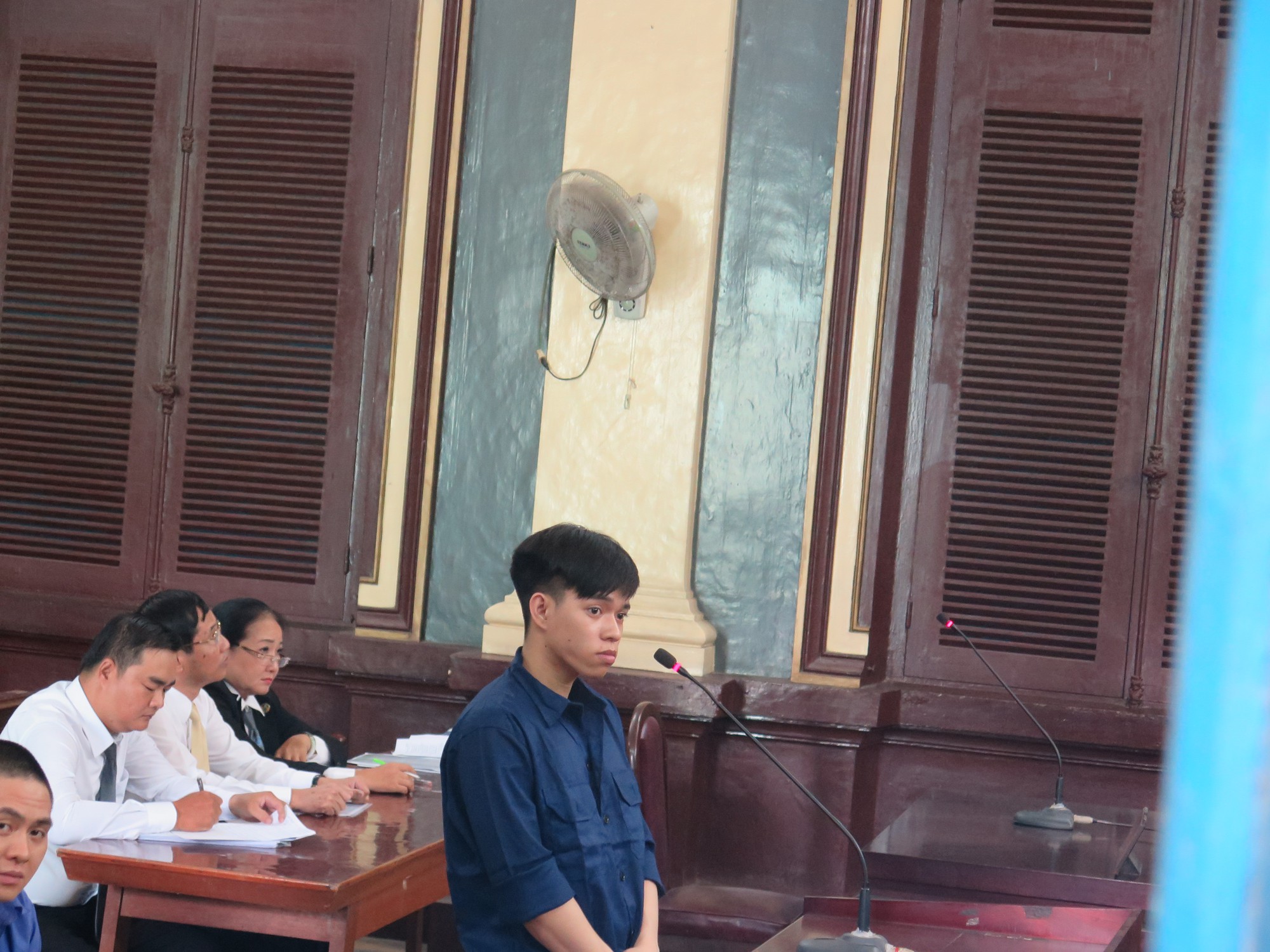Tranh luận gay cấn vụ nguy&ecirc;n CSGT thu&ecirc; giang hồ đ&aacute;nh chết người - Ảnh 1.