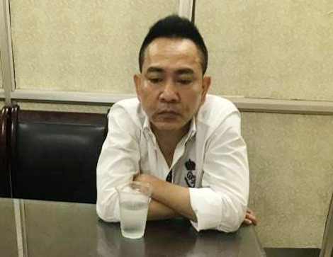 Bộ mặt thật của đại gia chuyên chạy siêu xe và cặp kè người đẹp ở Hà Nội - Ảnh 2.