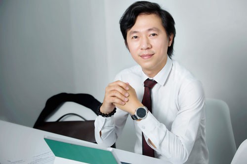 Iura: Kết nối luật sư và khách hàng