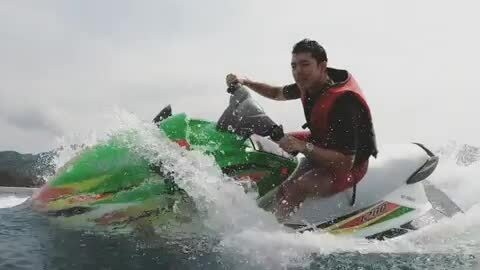 Nine Naphat - mỹ nam 23 tuổi khuynh đảo m&agrave;n bạc Th&aacute;i Lan - Ảnh 4.