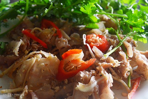 10 món ăn đường phố hấp dẫn ở Quy Nhơn - Ảnh 4.
