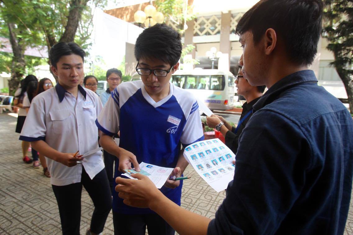 Đề thi đổi mới nhưng thiếu sáng tạo - Ảnh 1.