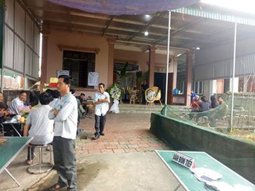 Vụ 5 người Việt bị tử nạn tại Thái Lan: Quê nghèo tang thương - Ảnh 1.