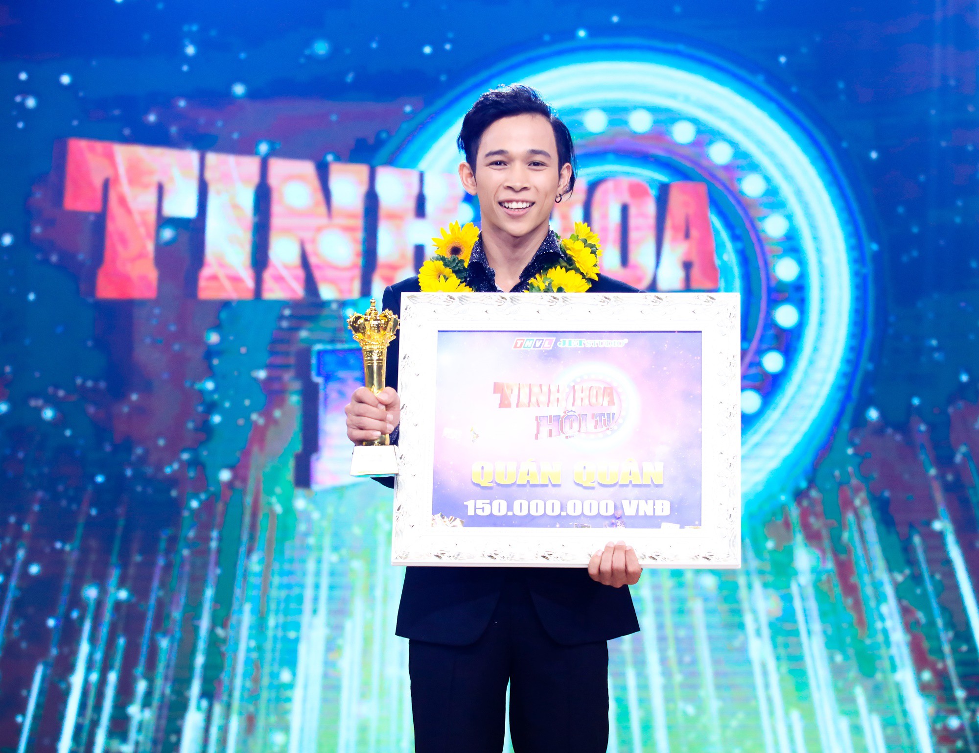 Vũ c&ocirc;ng Mạnh Quyền đăng quang Tinh hoa hội tụ - Ảnh 8.