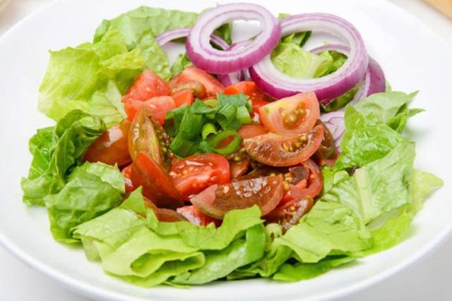 10 chế độ ăn gi&uacute;p phụ nữ tăng khả năng c&oacute; thai - Ảnh 4.