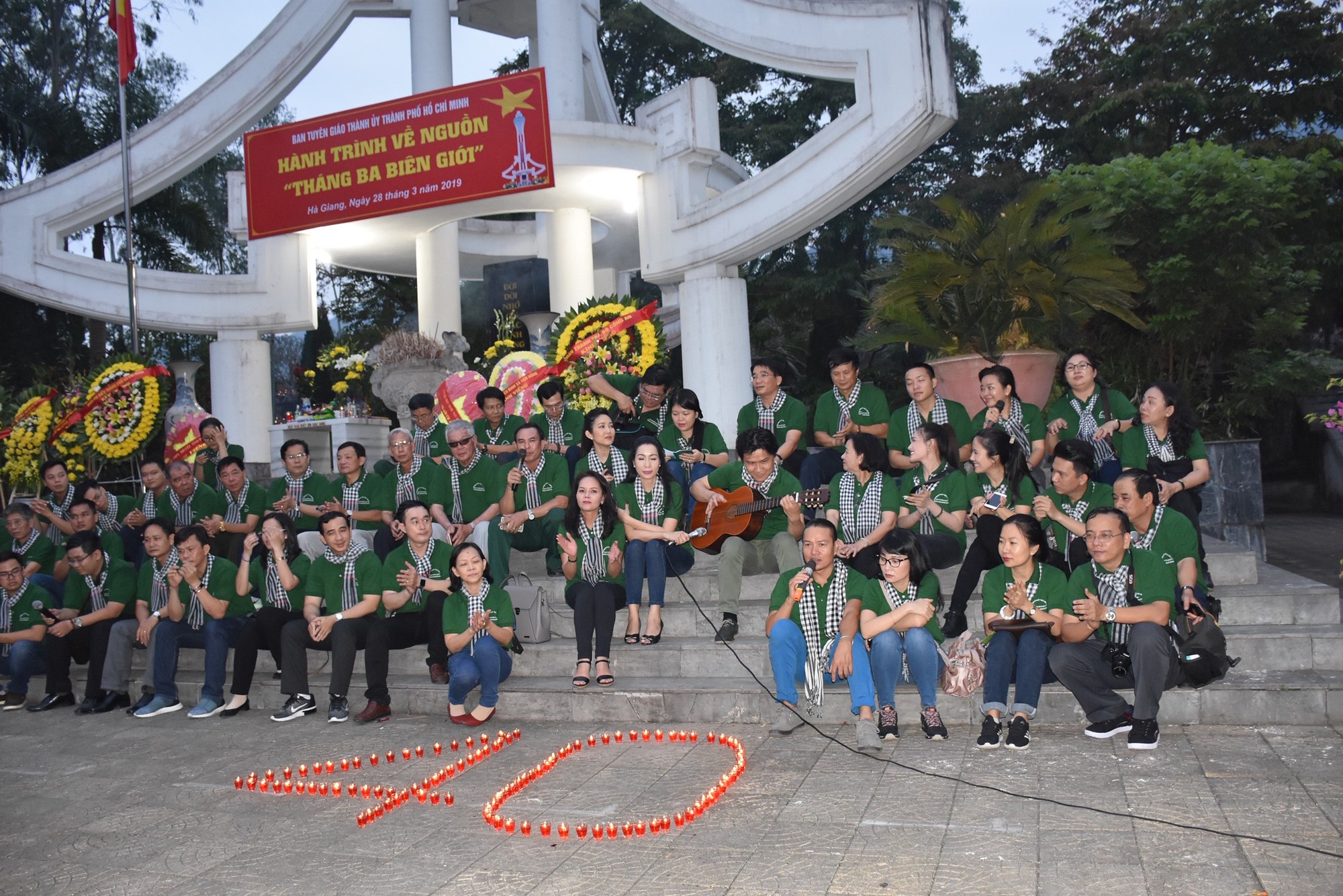 Hành trình về nguồn “Tháng Ba biên giới” của đoàn cán bộ Tuyên giáo, Báo chí, Văn nghệ sĩ TP HCM - Ảnh 5.