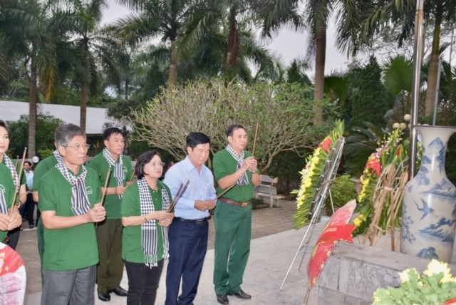 Hành trình về nguồn “Tháng Ba biên giới” của đoàn cán bộ Tuyên giáo, Báo chí, Văn nghệ sĩ TP HCM